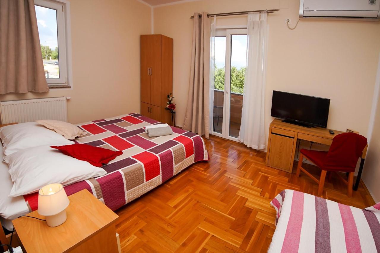 Guest Accommodation Slapovi Krke Лозовац Экстерьер фото